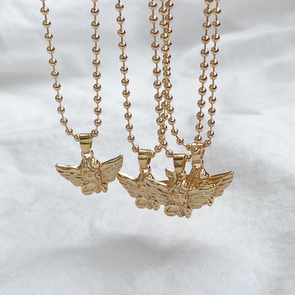 Jewelry - 🌼 Angel Baby Necklace